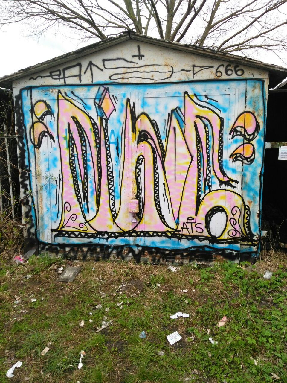 Graffiti Wall - Photo by ATS_KORUScrew