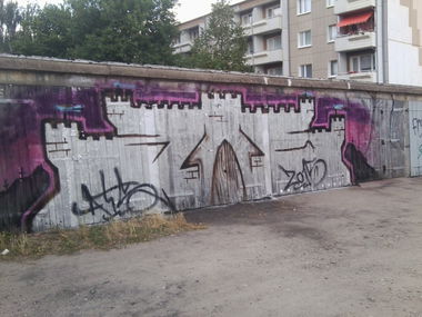 Graffiti Bombing - Photo by ATS_KORUScrew - ats