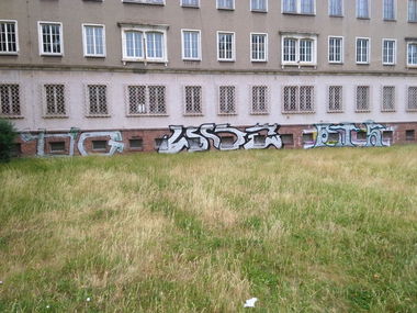 Graffiti Wall - Photo by ATS_KORUScrew