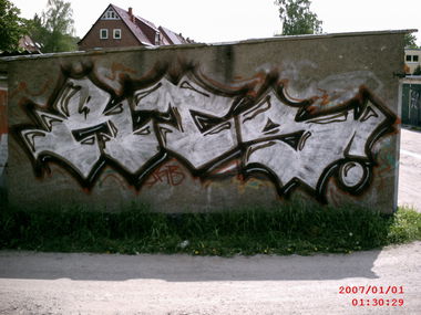 Graffiti Bombing - Photo by ATS_KORUScrew - ats (2016)