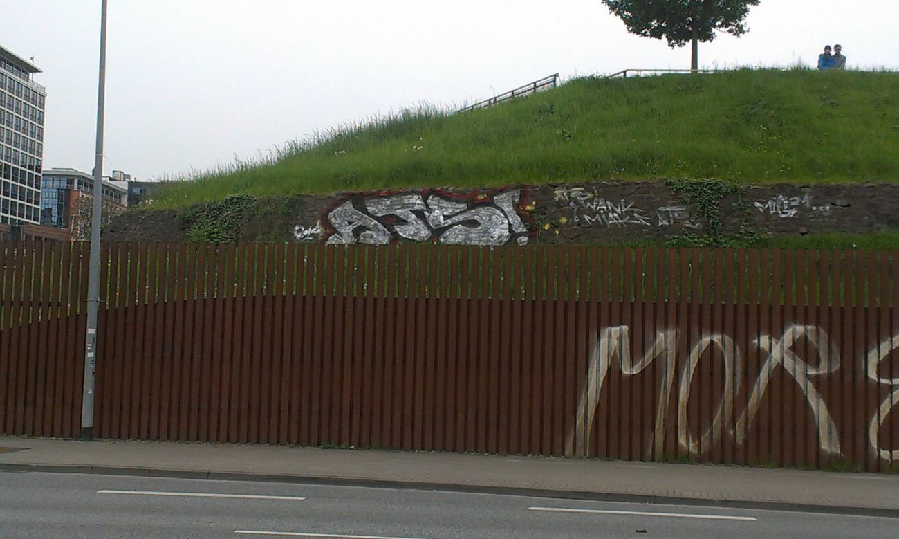 Graffiti Wall - Photo by ATS_KORUScrew