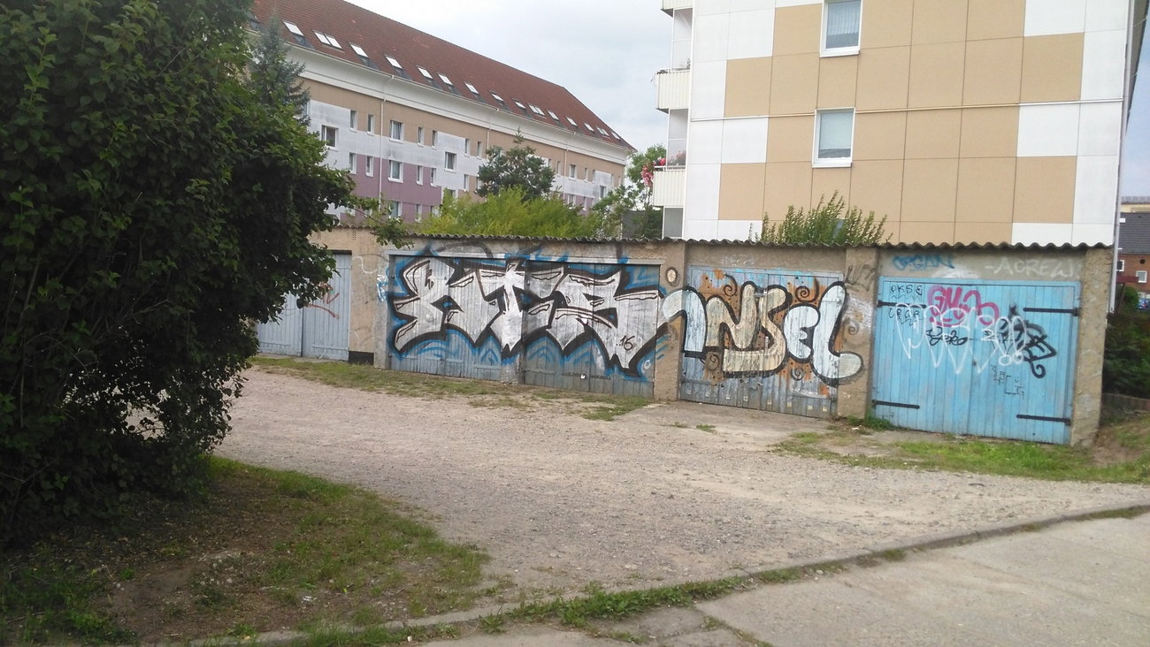Graffiti Wall - Photo by ATS_KORUScrew