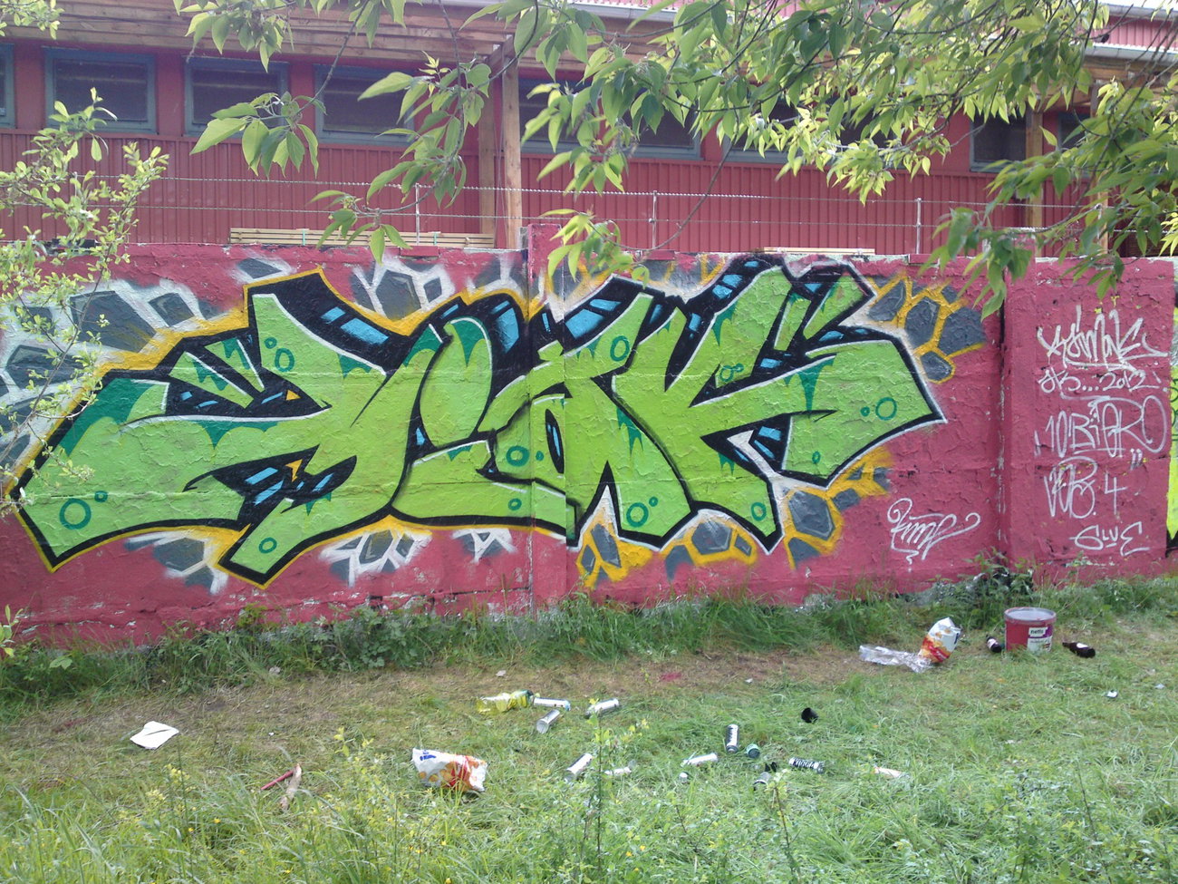Graffiti Wall - Photo by ATS_KORUScrew