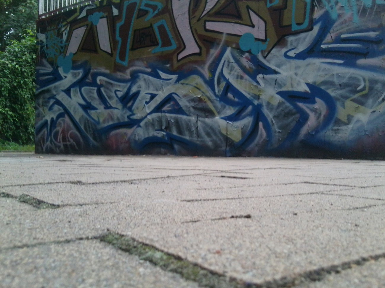 Graffiti Wall - Photo by ATS_KORUScrew - kush