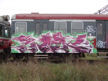 Graffiti Train - Photo by AWNcrew - Snak, AWN (2013)