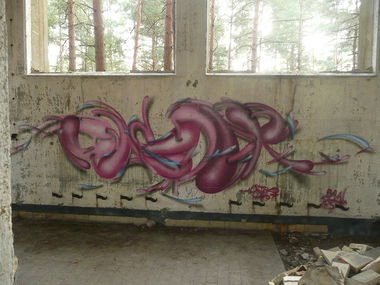 Graffiti Wall - Photo by AWNcrew - Haster, AWN