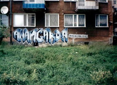 Graffiti Bombing in Inowroclaw - Photo by AWNcrew - AWN (2002)