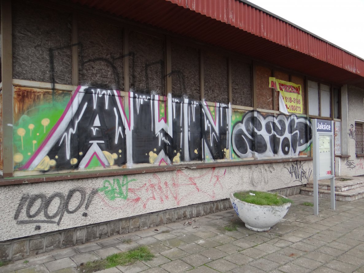 Graffiti Bombing in Inowroclaw - Photo by AWNcrew - AWN