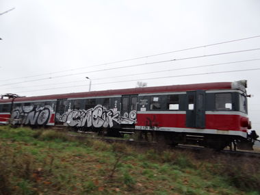 Graffiti Train - Photo by AWNcrew - Snak_AWN