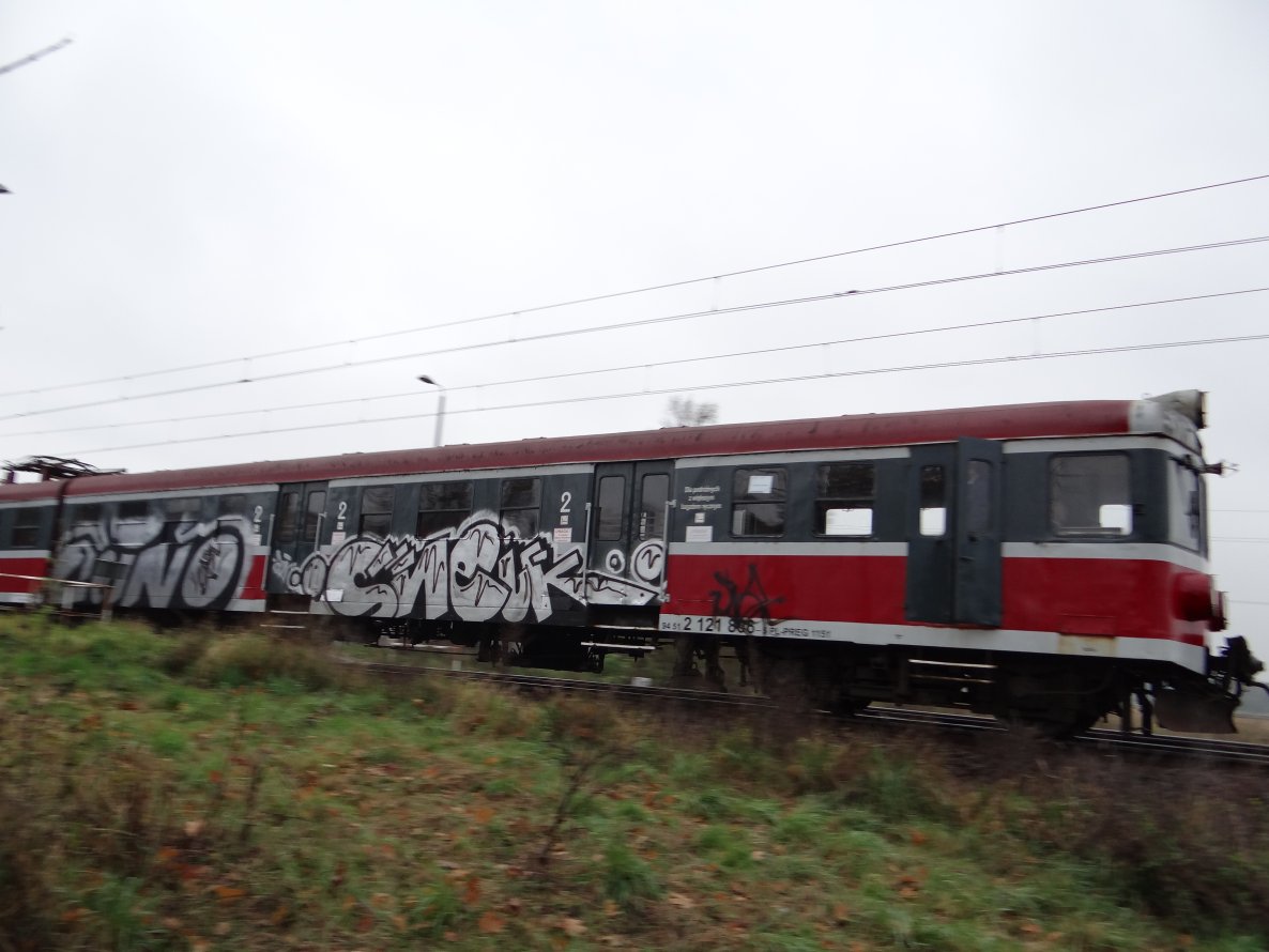 Graffiti Train - Photo by AWNcrew - Snak_AWN