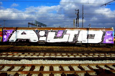 Graffiti Train - Photo by AYU - Aiuto, oneman, wholecar