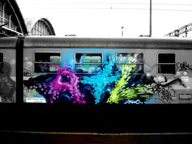 Graffiti Train - Photo by AYU - rtl, crazy, Aiuto