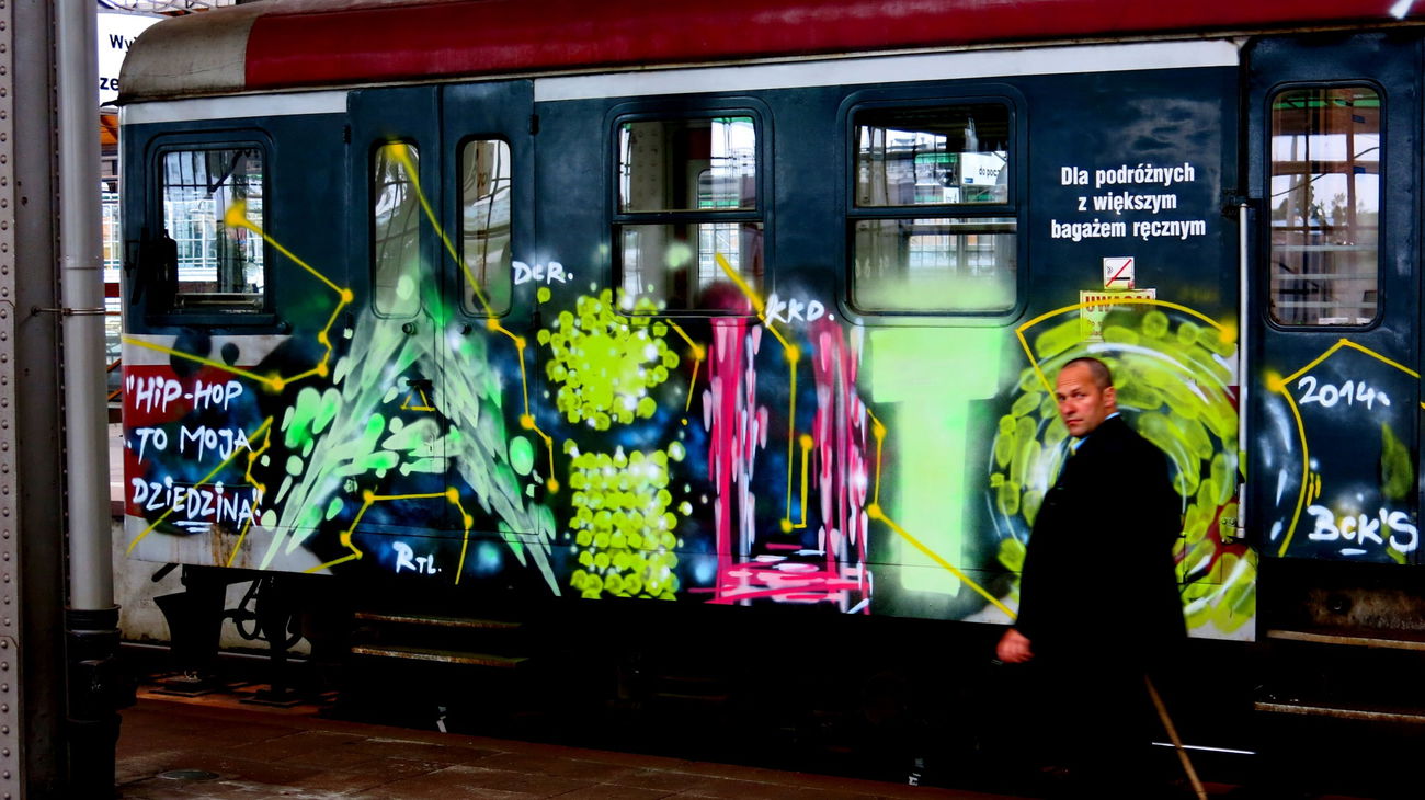 Graffiti Train - Photo by AYU - Aiuto, rtl, bcks