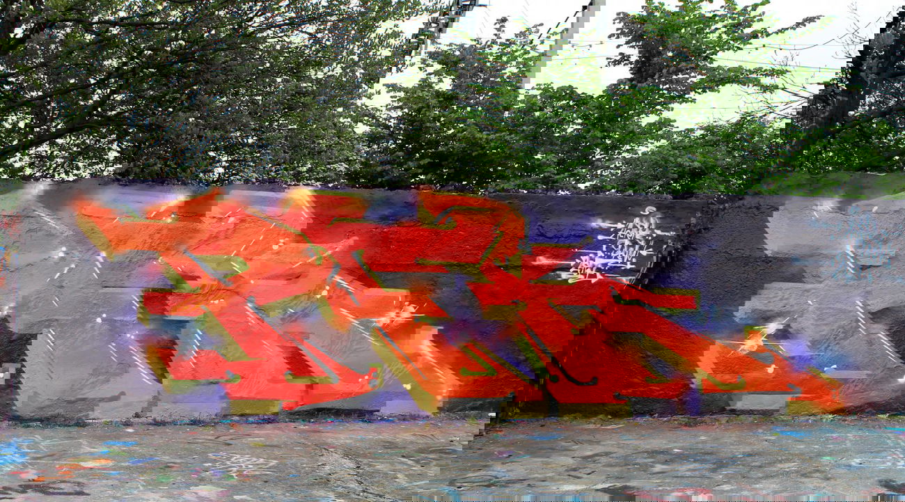Graffiti Wall - Photo by Abecedajedna45 - acter.pfk