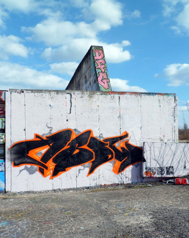 Graffiti Wall in Berlin - Photo by Abow - abow, woba (2013)