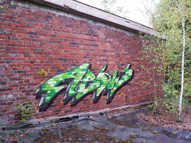 Graffiti Wall in Fürstenwalde - Photo by Abow - abow, woba, rooftop (2013)