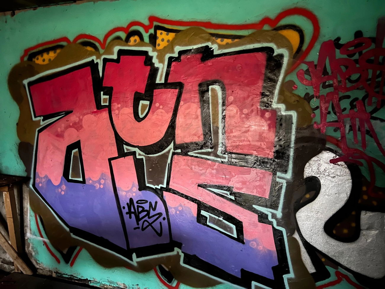 Graffiti Wall - Photo by Abscrew