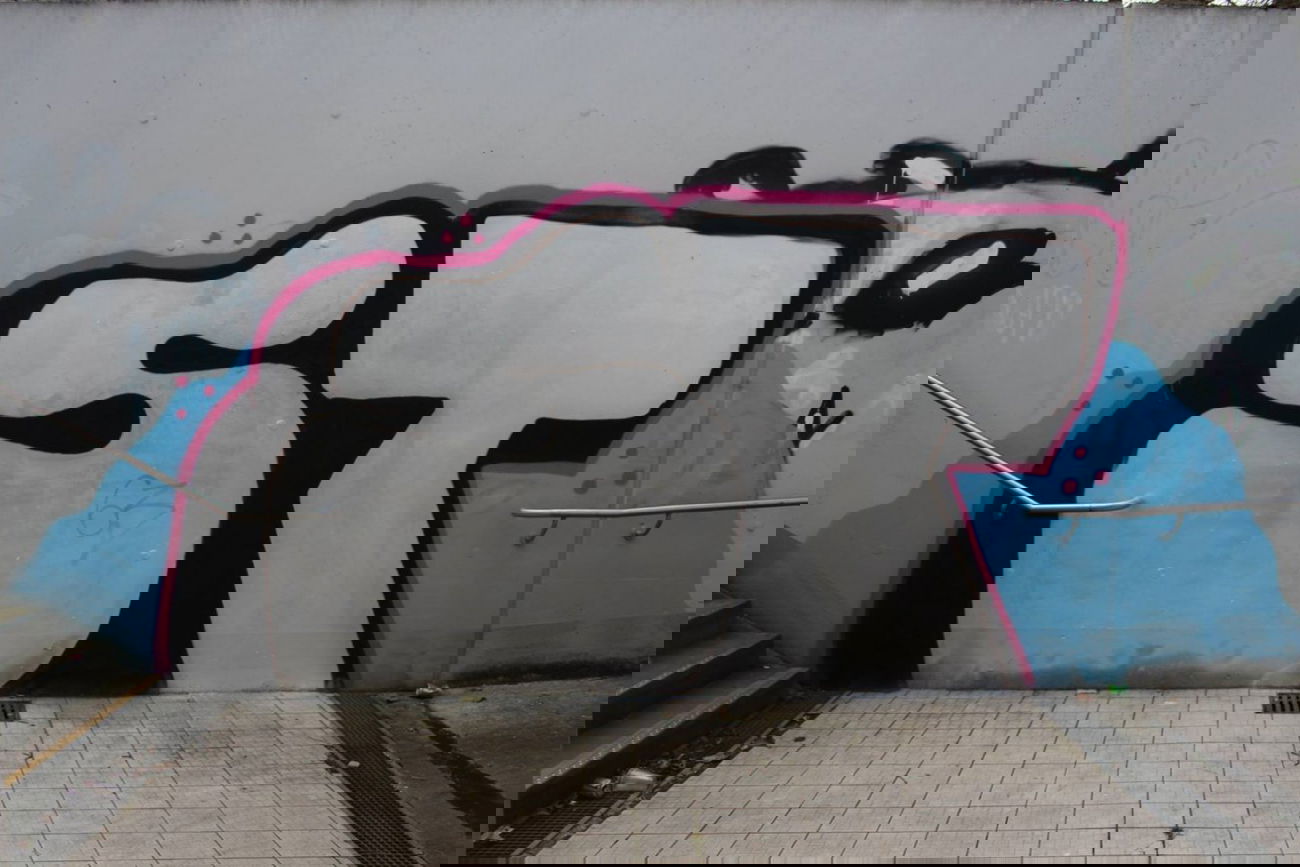 Graffiti Bombing - Photo by AcBa - st, bombing, 2015