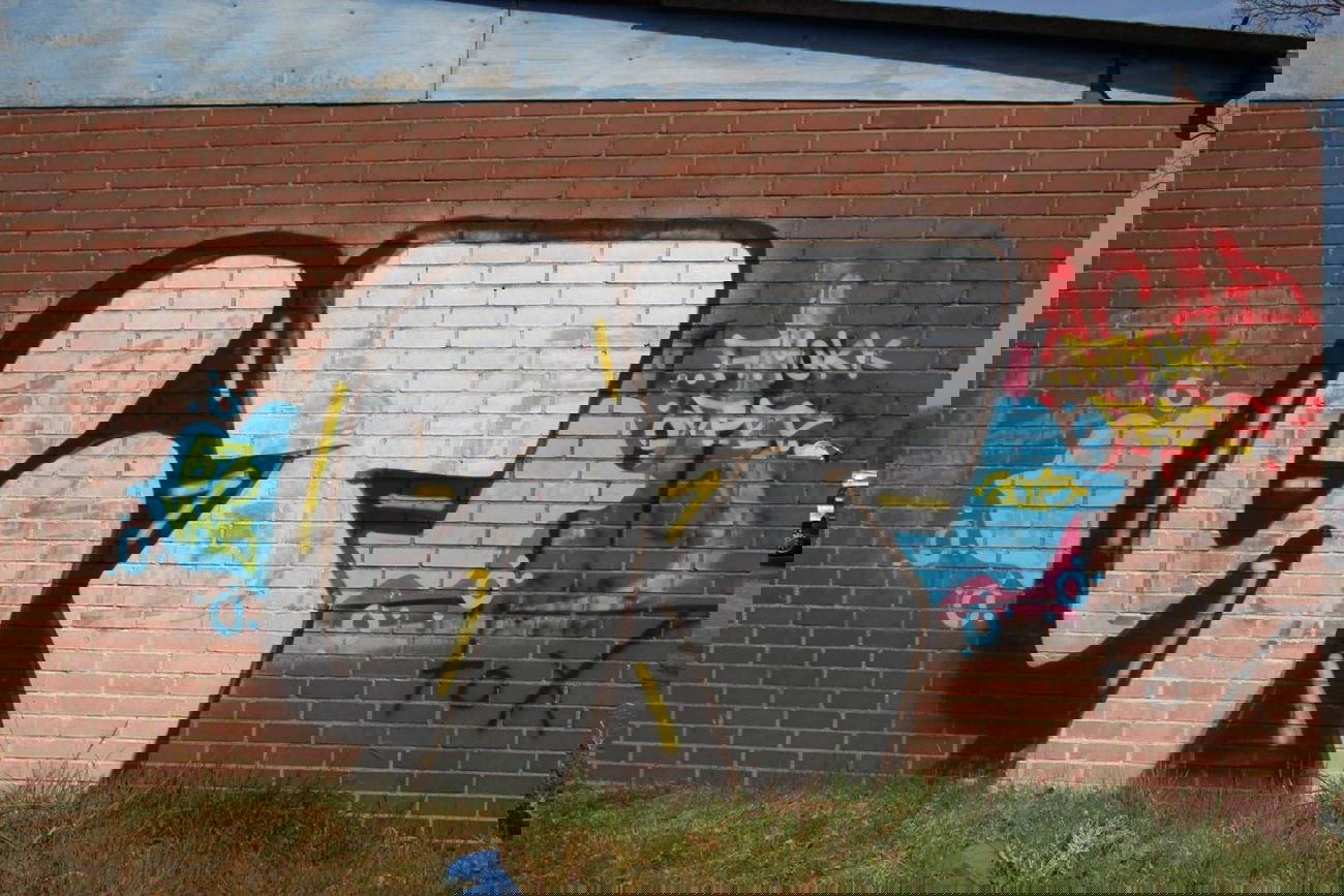 Graffiti Bombing - Photo by AcBa - st, bombing, 2015