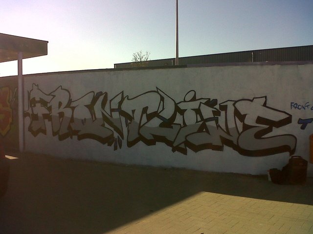Graffiti Wall in Maaseik - Photo by Aces - Frontline, FTT, Aces (2012)