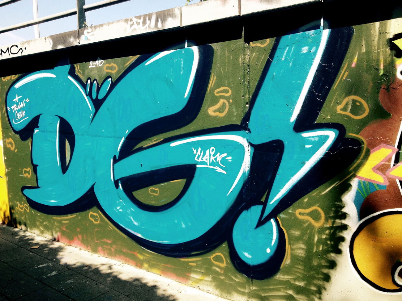 Graffiti Wall - Photo by Aces (2015)