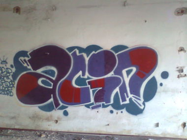 Graffiti Bombing in Galați - Photo by Acidone - acid (2013)