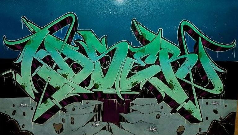 Graffiti Sketch - Photo by Aderone