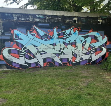 Graffiti Wall - Photo by Aderone