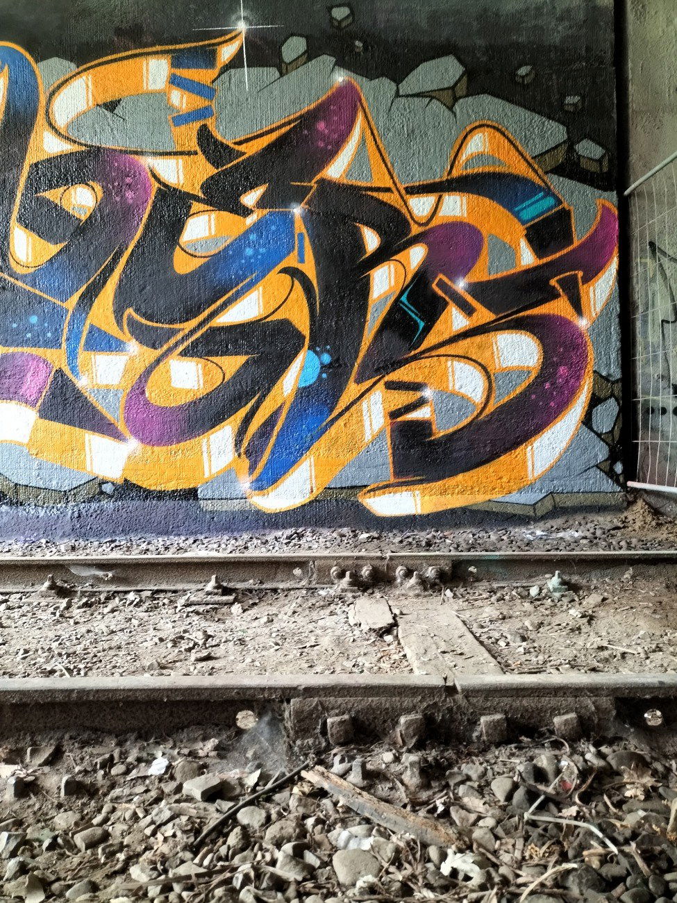 Graffiti Wall - Photo by Aderone