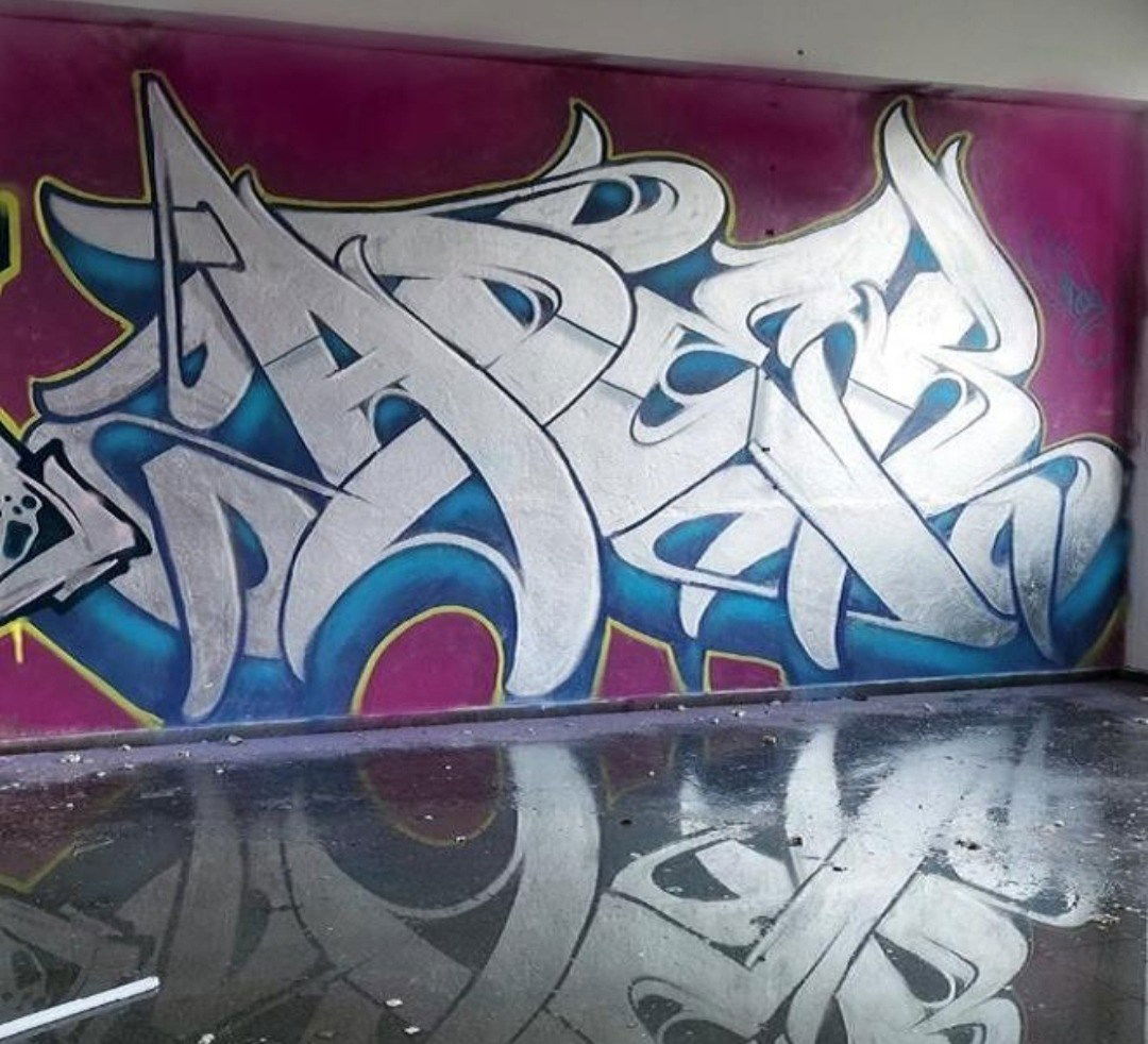 Graffiti Wall - Photo by Aderone