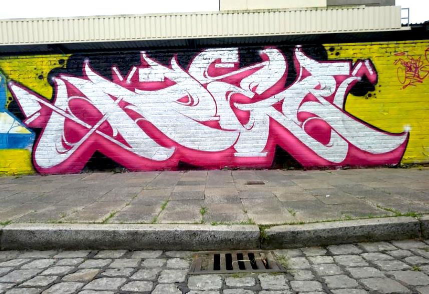 Graffiti Wall - Photo by Aderone