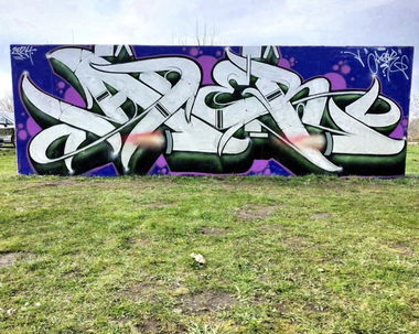 Graffiti Wall - Photo by Aderone