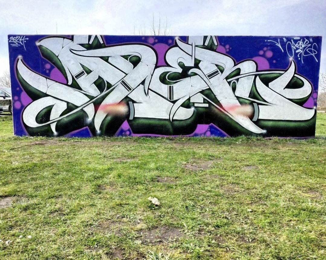 Graffiti Wall - Photo by Aderone