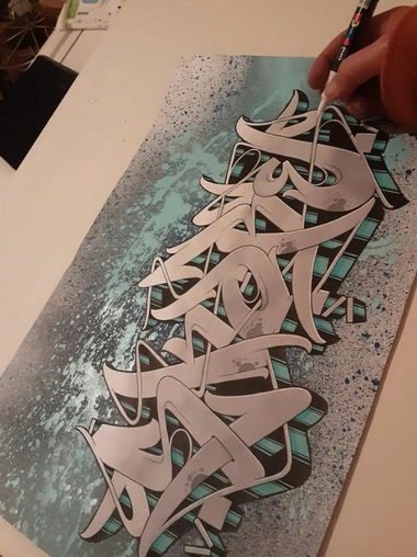 Graffiti Sketch - Photo by Aderone