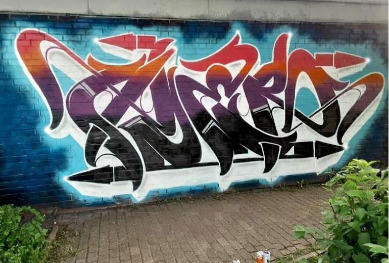 Graffiti Wall - Photo by Aderone