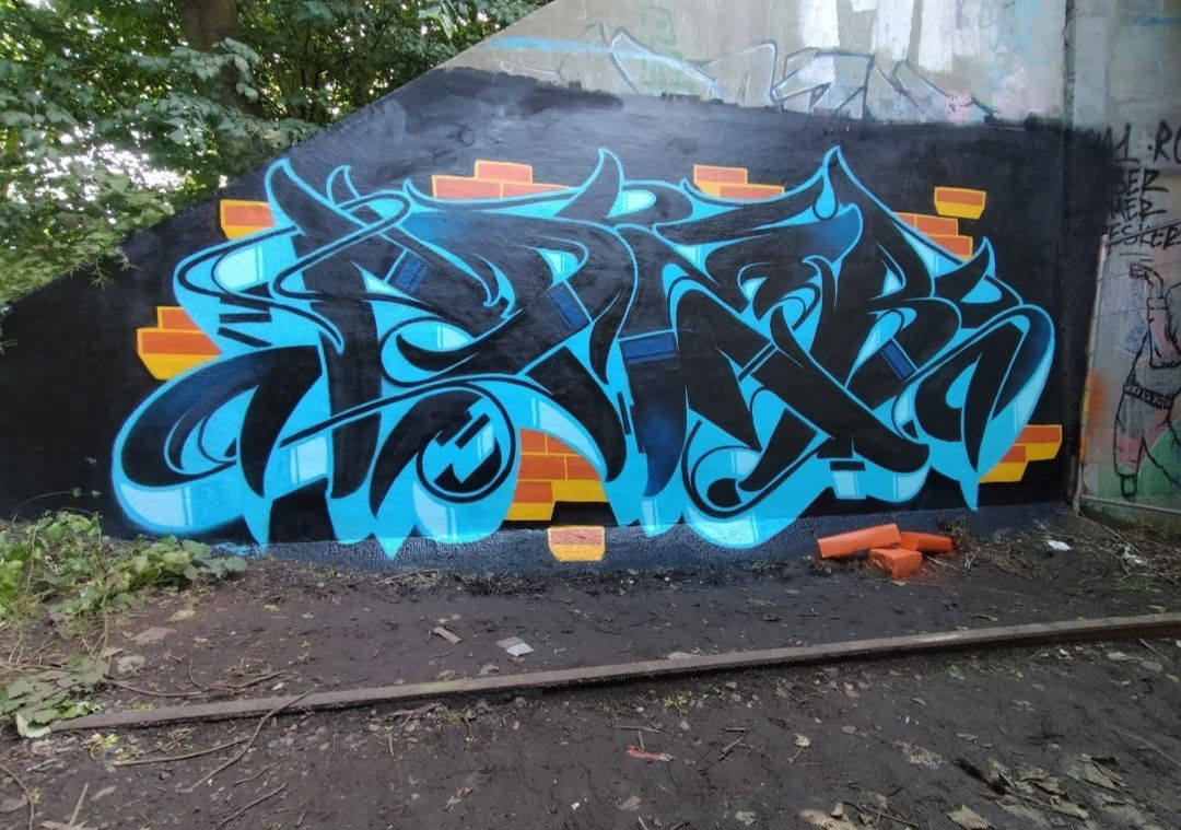 Graffiti Wall - Photo by Aderone