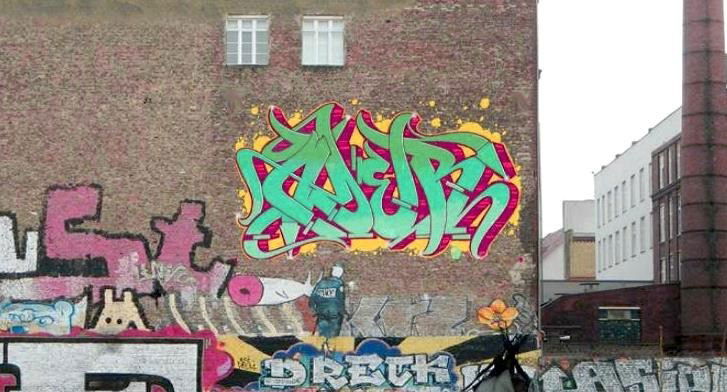 Graffiti Wall - Photo by Aderone