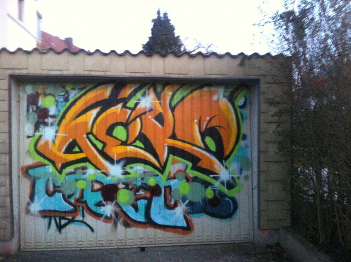Graffiti Bombing - Photo by Aero