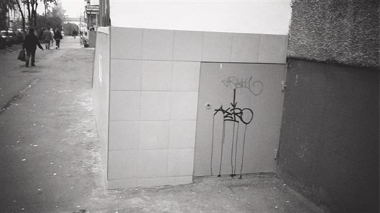 Graffiti Bombing - Photo by Aero_aero1 - aerocrewvandalismgraffitiBelarus