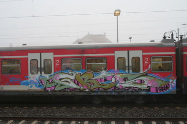 Graffiti Train - Photo by Aetherdog96 - Grs