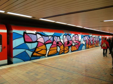 Graffiti Train - Photo by Age123