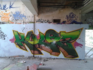 Graffiti Wall - Photo by Aggrobat183 (2016)