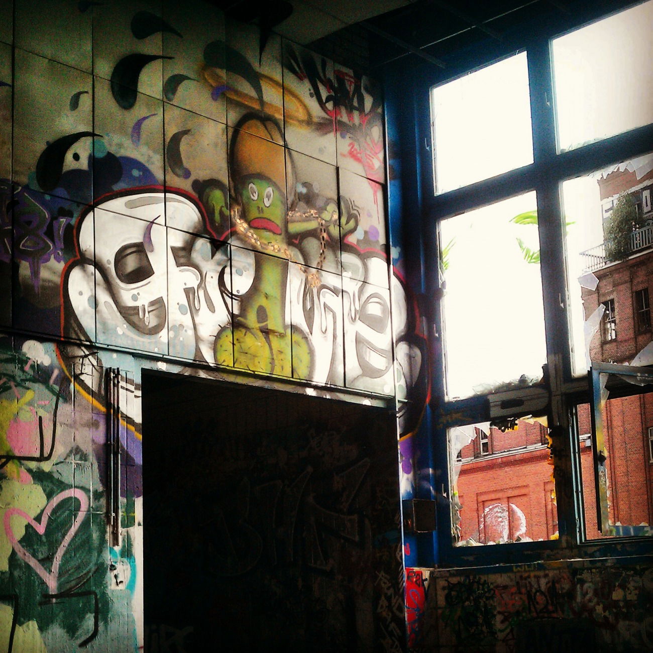 Graffiti Wall - Photo by Aggrobat183 - grave, dh, 48ers