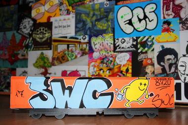 Graffiti Train - Photo by AiTER1 - Train, Pappe, Zug (2017)