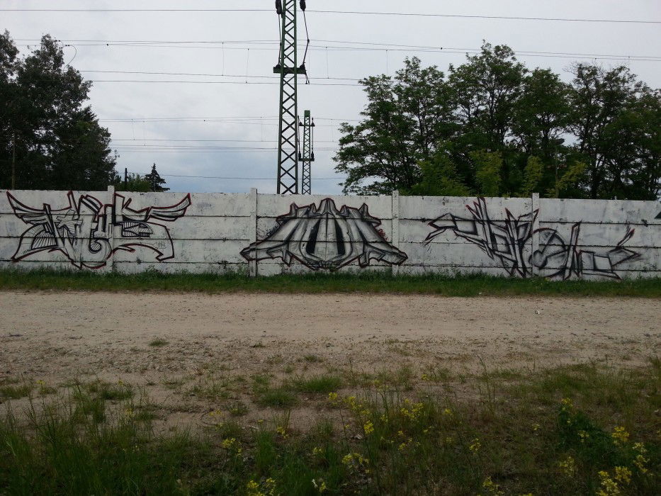 Graffiti Wall - Photo by AirBRAs