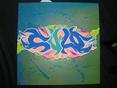 Graffiti Artwork - Photo by AiveOne