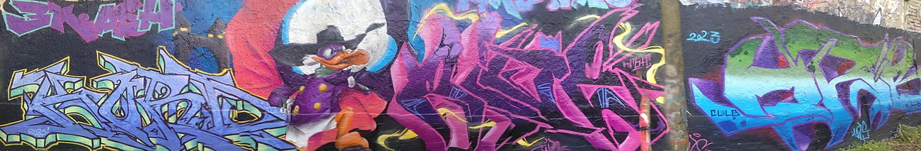 Graffiti Wall in Berlin - Photo by AiveOne - Kord, Pita, Aive