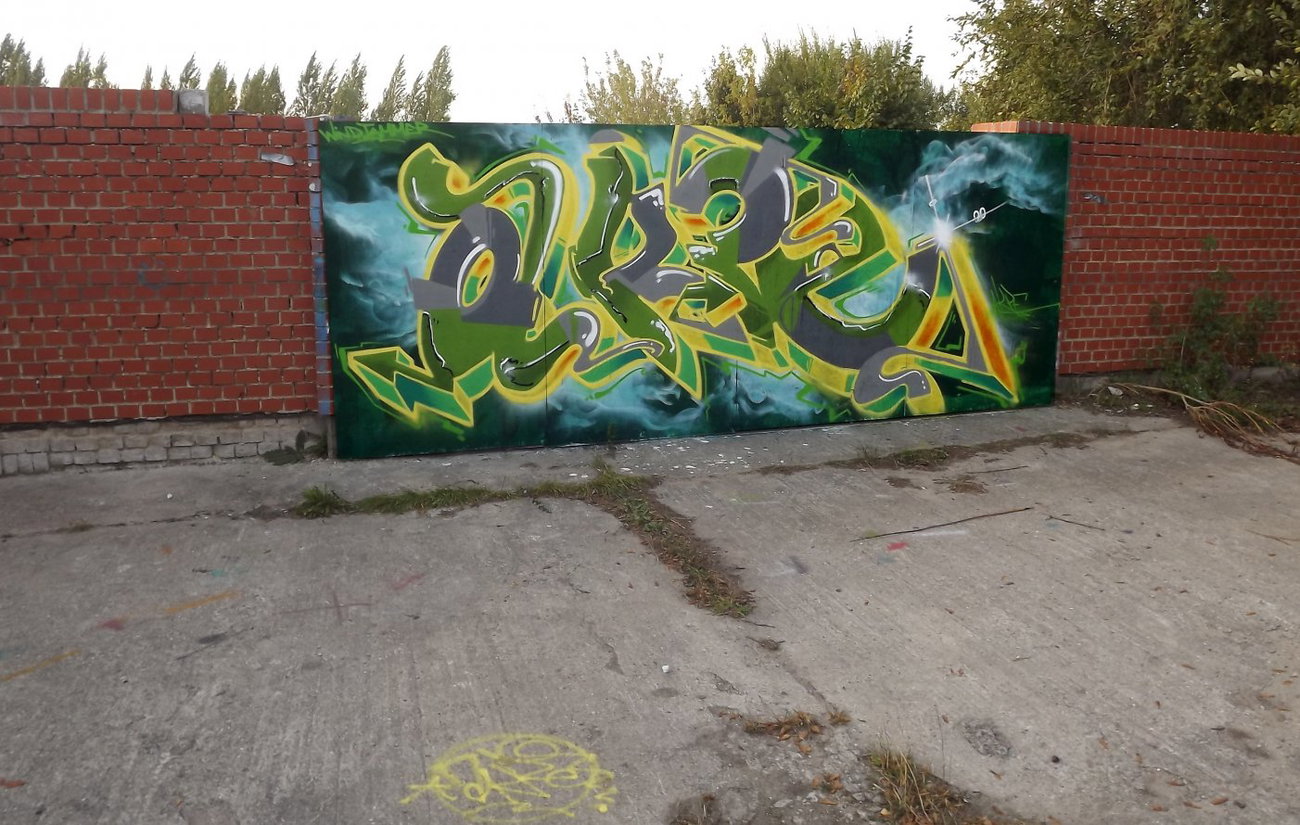 Graffiti Wall - Photo by Akpe - Akpe (2013)