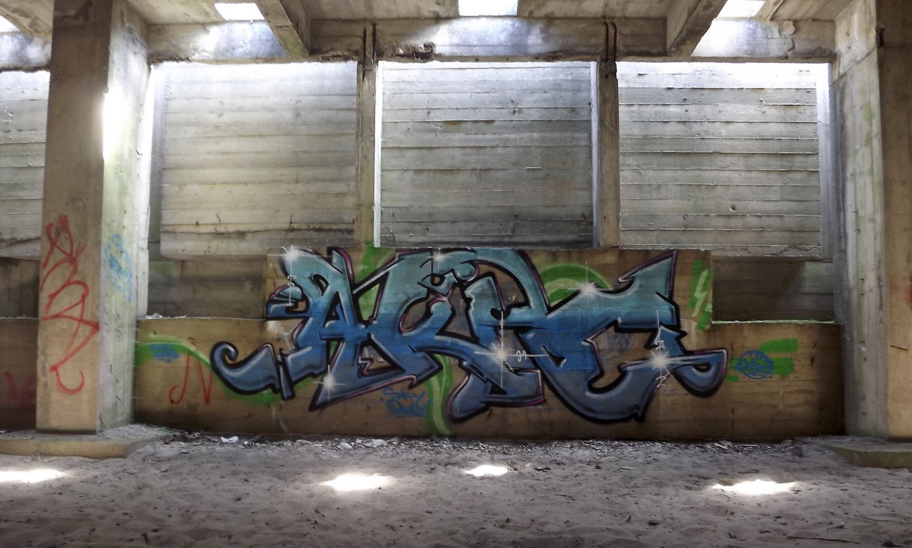 Graffiti Wall - Photo by Akpe - akpe, frantic, colors (2014)