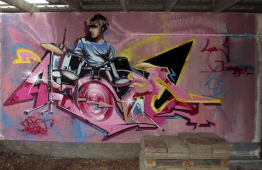 Graffiti Wall - Photo by Akpe - akpe, frantic, colors (2014)